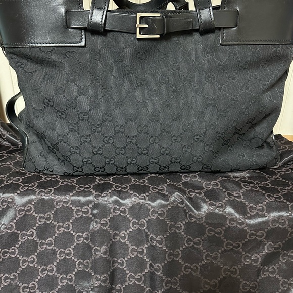 Gucci Handbags - Gucci Belt Bag
